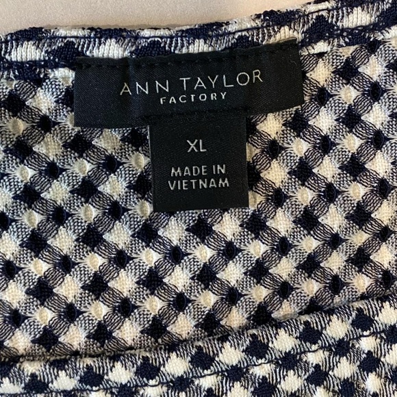 Ann Taylor Scoop Neck Checkered Print Top with Half Sleeves Size XL - Picture 6 of 8